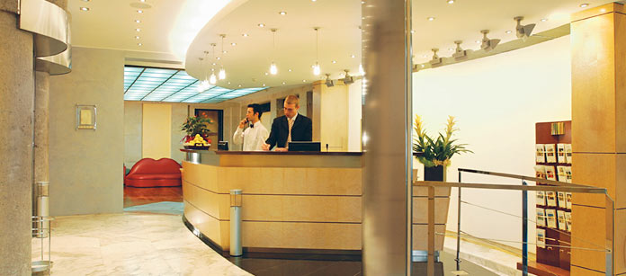 Hotel Medinaceli – bestil det hos Spies.