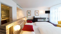 Hotel Art´Otel Berlin Mitte – bestil nemt og bekvemt hos Spies
