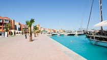Hotel New Marina Apartments – bestil nemt og bekvemt hos Spies