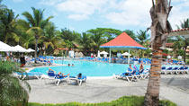 Fun Royale / Tropicale Beach Resort