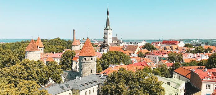 Storbyferie i Tallinn - bestil weekendrejsen til Tallinn hos Spies.