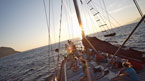 Cruise i solnedgangen